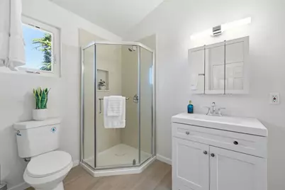 351 Quay Ln, Redwood City, CA 94065 - Photo 48