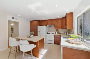351 Quay Ln, Redwood City, CA 94065 - Photo 30