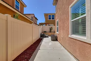 26944 Trestles Dr, Canyon Country, CA 91351 - Photo 40
