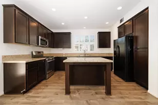 26944 Trestles Dr, Canyon Country, CA 91351 - Photo 22
