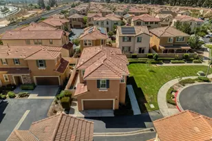26944 Trestles Dr, Canyon Country, CA 91351 - Photo 16