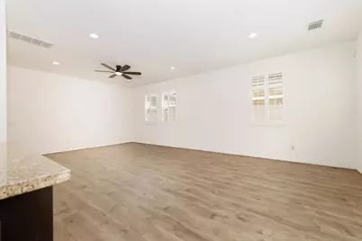 26944 Trestles Dr, Canyon Country, CA 91351 - Photo 24