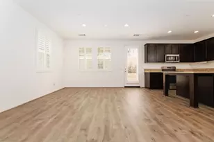 26944 Trestles Dr, Canyon Country, CA 91351 - Photo 20