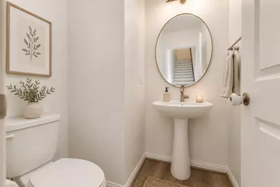 26944 Trestles Dr, Canyon Country, CA 91351 - Photo 4