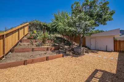 344 Pennsylvania Dr, Watsonville, CA 95076 - Photo 38