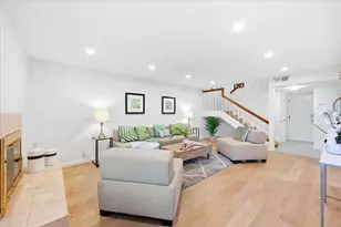 655 Libra Ln, Foster City, CA 94404 - Photo 4