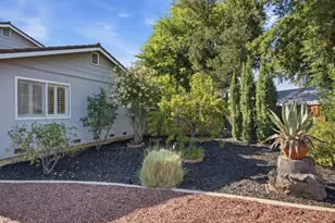 6088 Knoll Park Ct, San Jose, CA 95120 - Photo 52