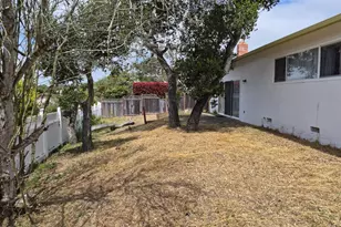 15480 Oak Hills Dr, Salinas, CA 93907 - Photo 16