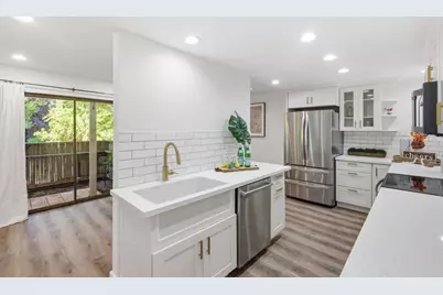 20760 4th St 11, Saratoga, CA 95070 - Photo 6