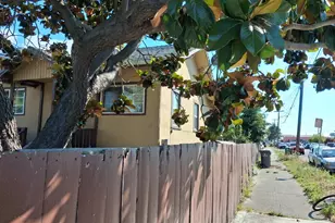 8901 D St, Oakland, CA 94621 - Photo 2