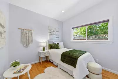 201 Thompson Sq, Mountain View, CA 94043 - Photo 6