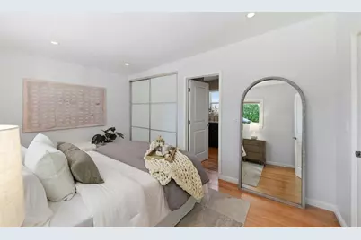 201 Thompson Sq, Mountain View, CA 94043 - Photo 30