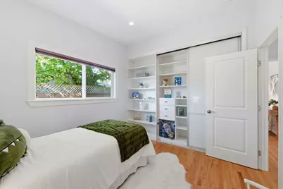 201 Thompson Sq, Mountain View, CA 94043 - Photo 32