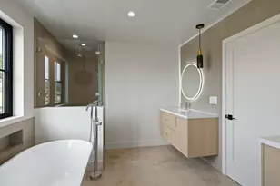 568 Creekside Ct, Half Moon Bay, CA 94019 - Photo 30