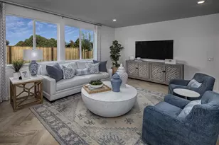 2031 Peony St, Hollister, CA 95023 - Photo 4