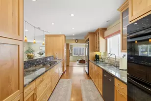 2801 Trousdale Dr, Burlingame, CA 94010 - Photo 6