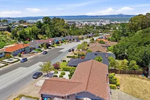 2801 Trousdale Dr, Burlingame, CA 94010 - Photo 56