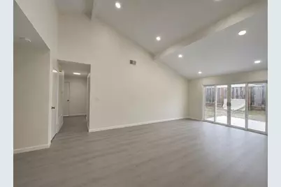 1274 Mayhew Dr, San Jose, CA 95121 - Photo 8