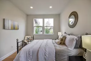 504 Waterlily Ln, Redwood City, CA 94065 - Photo 30