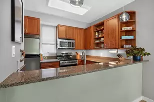 108 Commodore Dr, Richmond, CA 94804 - Photo 6