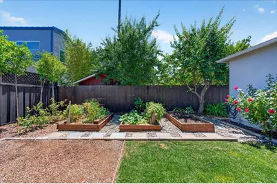 1223 Saint Francis St, Redwood City, CA 94061 - Photo 32