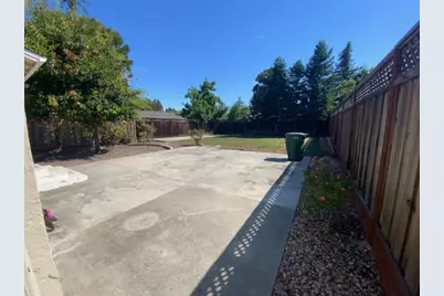 1027 Valota Rd, Redwood City, CA 94061 - Photo 12
