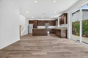 1225 Rosales Ln, Hollister, CA 95023 - Photo 12