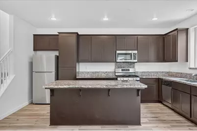 1225 Rosales Ln, Hollister, CA 95023 - Photo 8