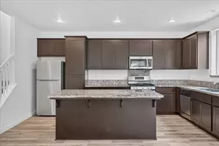 1225 Rosales Ln, Hollister, CA 95023 - Photo 8