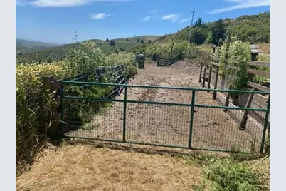 2851 Tunitas Creek Rd, Half Moon Bay, CA 94019 - Photo 2