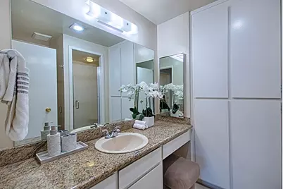 50 Mounds Rd 105, San Mateo, CA 94402 - Photo 12