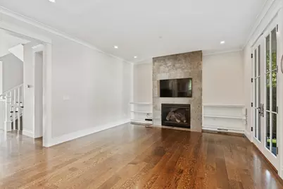 240 University Dr, Menlo Park, CA 94025 - Photo 8