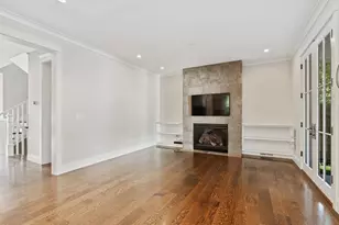 240 University Dr, Menlo Park, CA 94025 - Photo 8