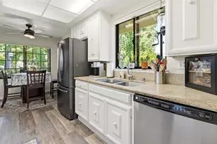5237 Cribari-Hills, San Jose, CA 95135 - Photo 10