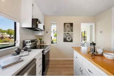 601 Portofino Ln, Foster City, CA 94404 - Photo 22