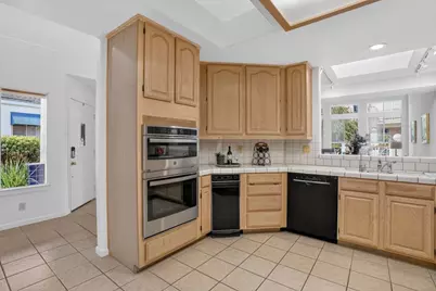 732 Mediterranean Ln, Redwood City, CA 94065 - Photo 18