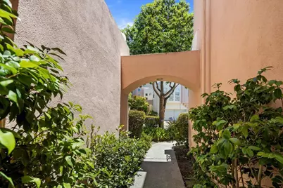 803 Lakeshore Dr, Redwood City, CA 94065 - Photo 4