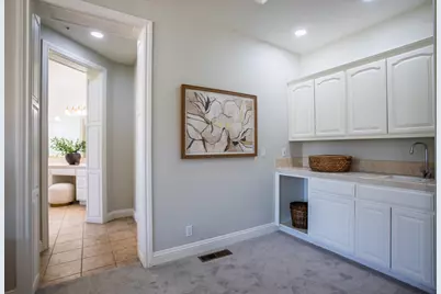 10746 Green Valley Dr, Gilroy, CA 95020 - Photo 12