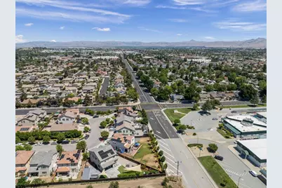 503 Cobalt Dr, Hollister, CA 95023 - Photo 30