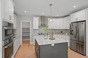1343 Araujo St, San Jose, CA 95131 - Photo 12