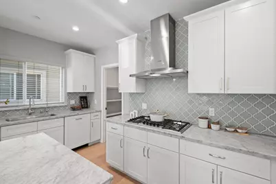 1343 Araujo St, San Jose, CA 95131 - Photo 28