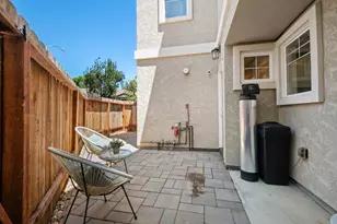 1343 Araujo St, San Jose, CA 95131 - Photo 40