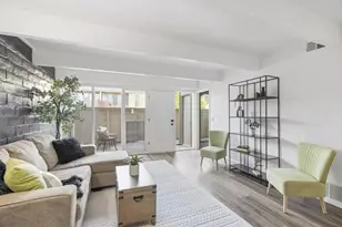 451 Dela Vina 107, Monterey, CA 93940 - Photo 6