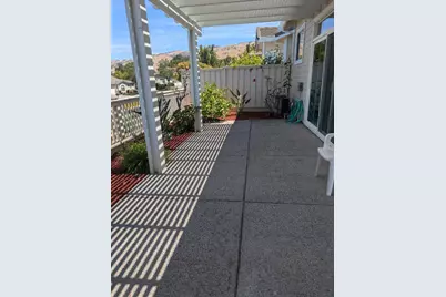9041 Village View Loop, San Jose, CA 95135 - Photo 18