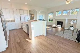 9041 Village View Loop, San Jose, CA 95135 - Photo 14