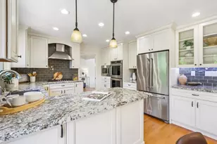 1379 Adobe Ct, San Jose, CA 95118 - Photo 10