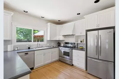 1364 Randol Ave, San Jose, CA 95126 - Photo 24