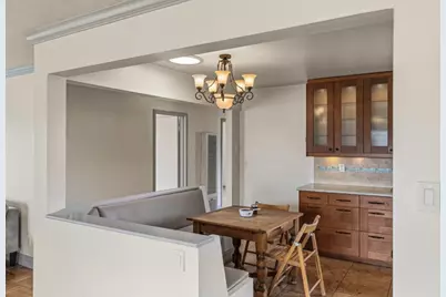 264 Maryal Dr, Salinas, CA 93906 - Photo 8
