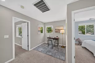 180 Espinosa Ln, Mountain View, CA 94043 - Photo 22