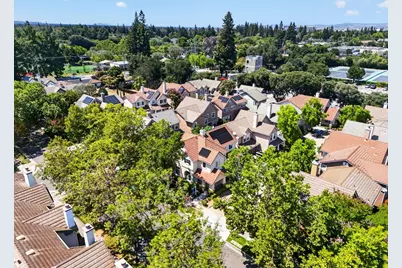 180 Espinosa Ln, Mountain View, CA 94043 - Photo 58